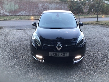 Used Renault Scenic 2015 for sale - 79567637: Photo