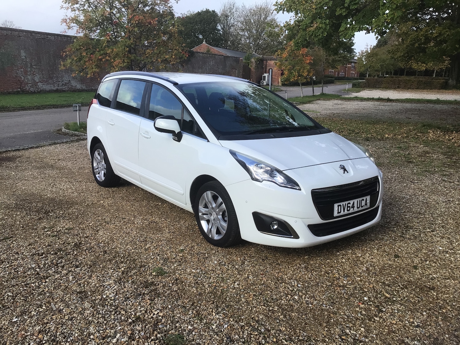 Used Peugeot 5008 2014 for sale - 76514365: Photo 1