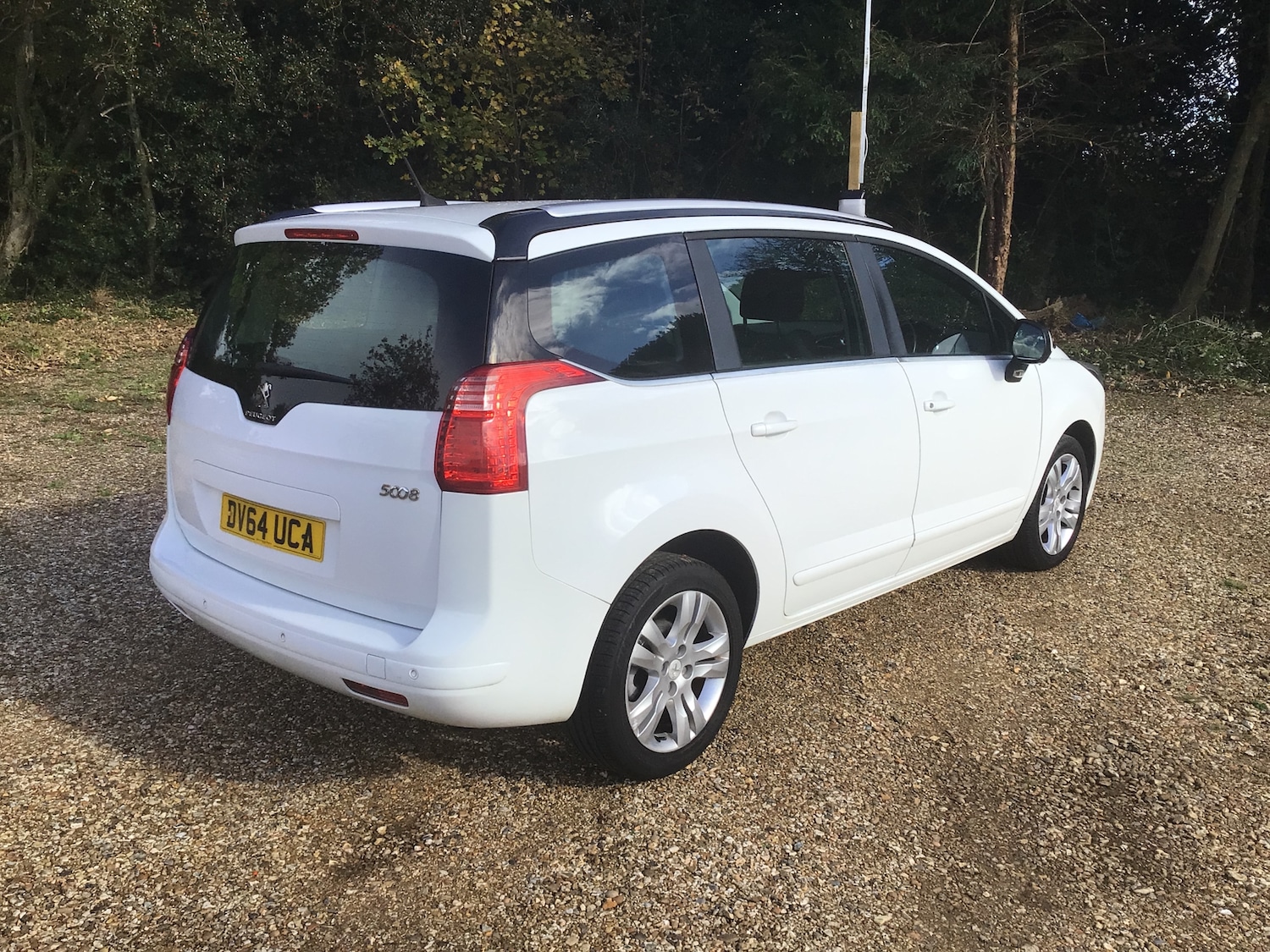 Used Peugeot 5008 2014 for sale - 76514365: Photo 11