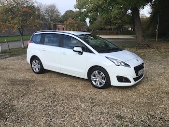 Used Peugeot 5008 2014 for sale - 76514365: Photo