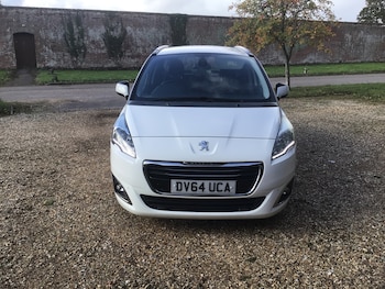 Used Peugeot 5008 2014 for sale - 76514365: Photo