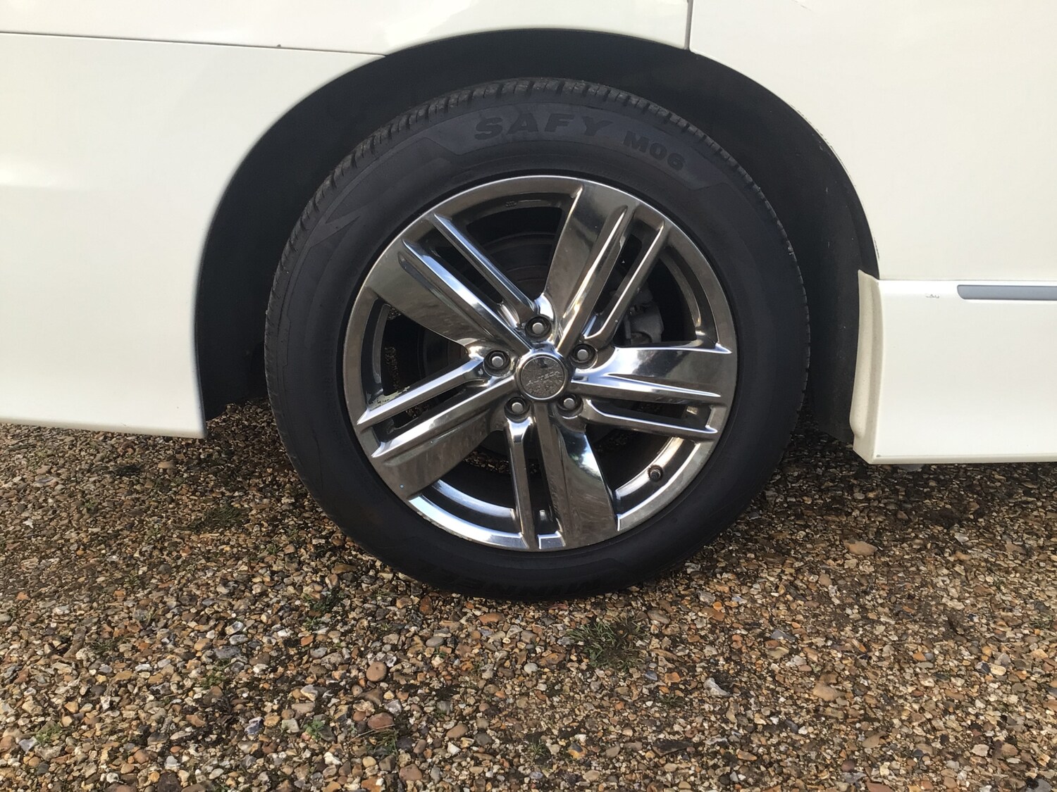 Used Nissan Elgrand 2024 for sale - 76711925: Photo 25