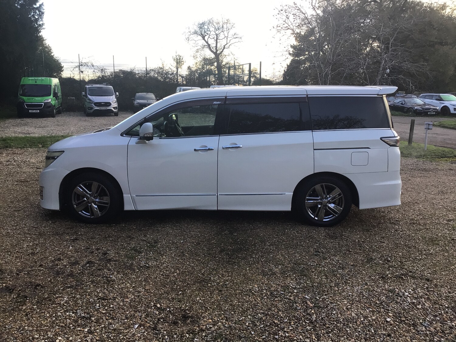 Used Nissan Elgrand 2024 for sale - 76711925: Photo 7