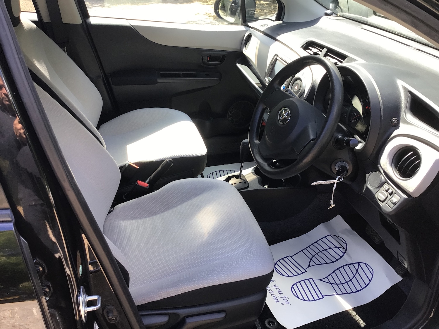 Used Toyota Yaris 2024 for sale - 76514340: Photo 12