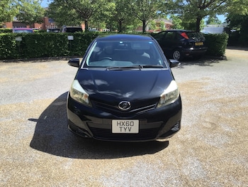Used Toyota Yaris 2010 for sale - 76514340: Photo
