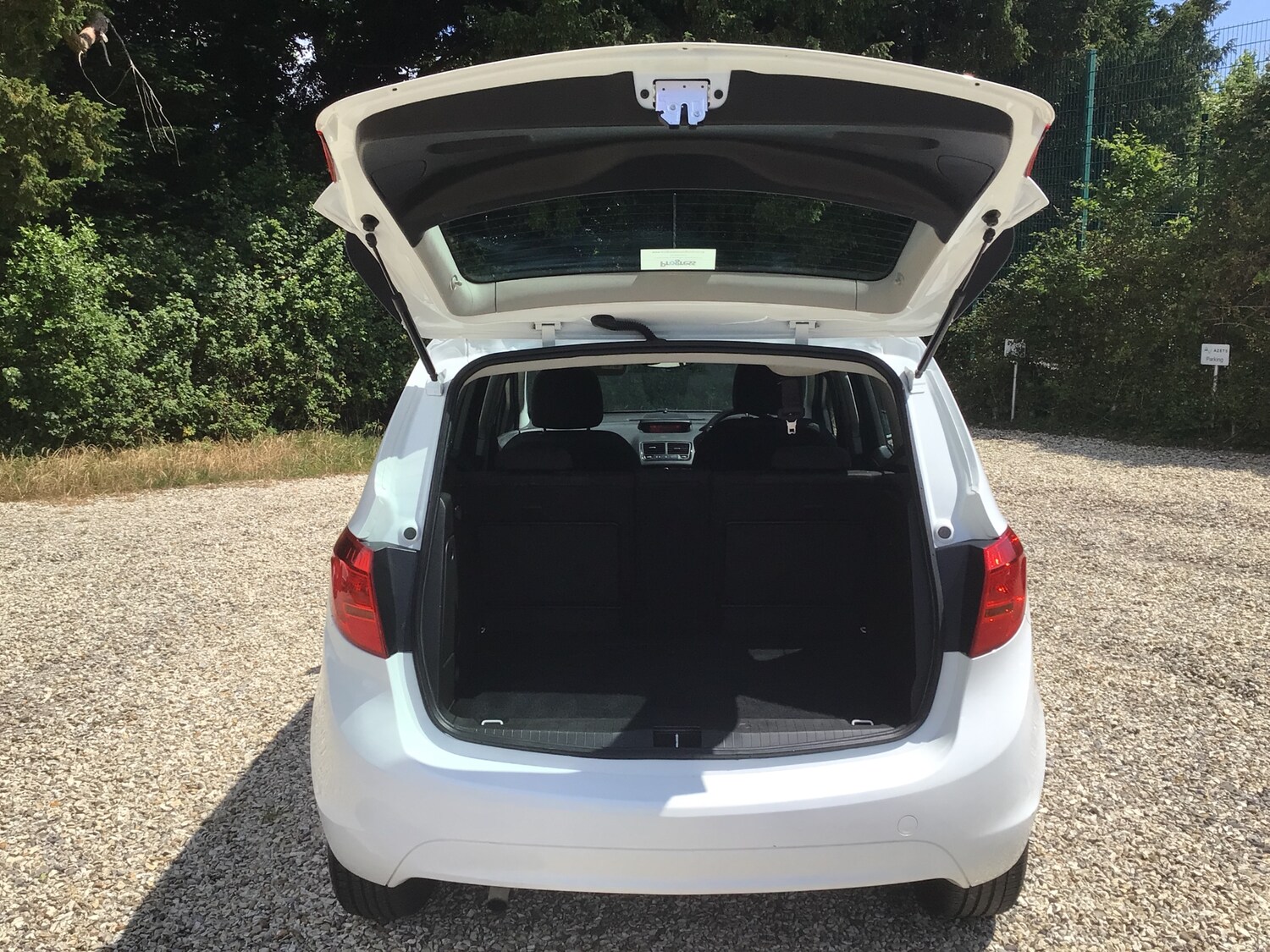 Used Vauxhall Meriva 2017 for sale - 76514337: Photo 9