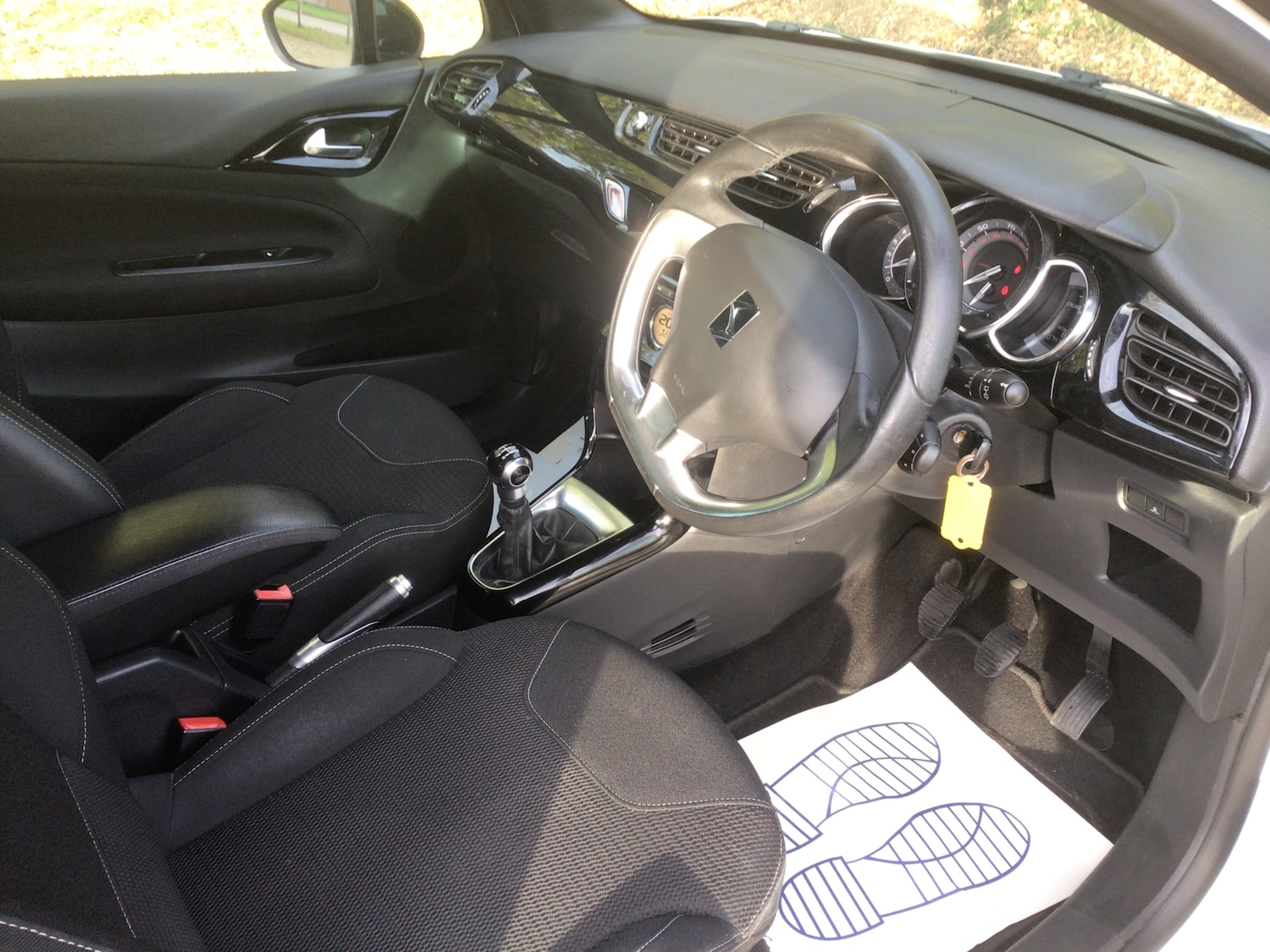 Used Citroen DS3 2013 for sale - 76514371: Photo 13