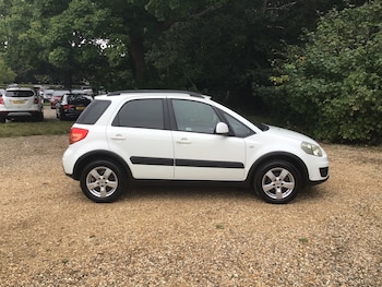 Used Suzuki SX4 2014 for sale - 76514346: Photo