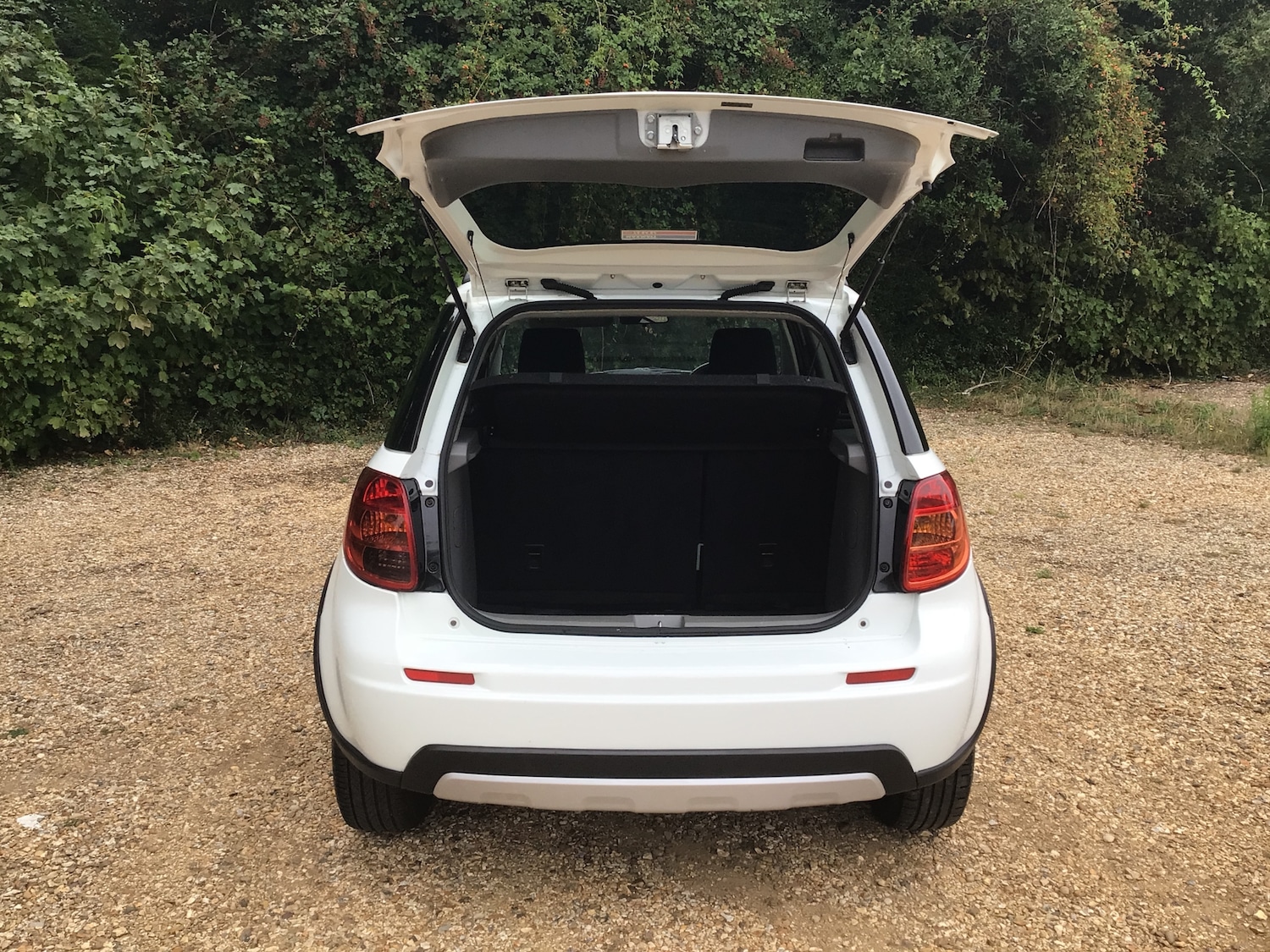 Used Suzuki SX4 2014 for sale - 76514346: Photo 8