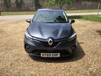 Used Renault Clio 2019 for sale - 79293305: Photo