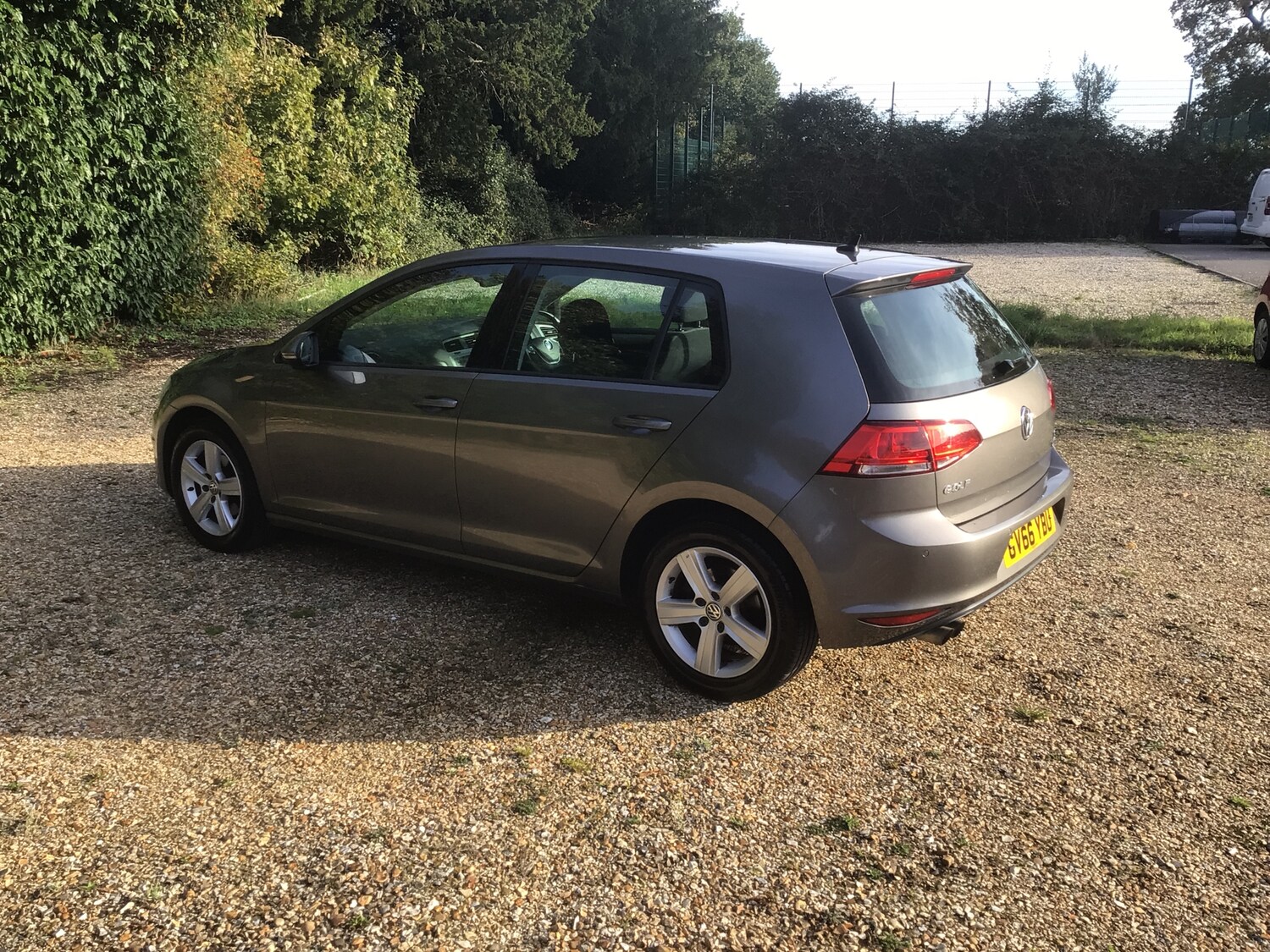 Used Volkswagen Golf 2017 for sale - 76514364: Photo 8