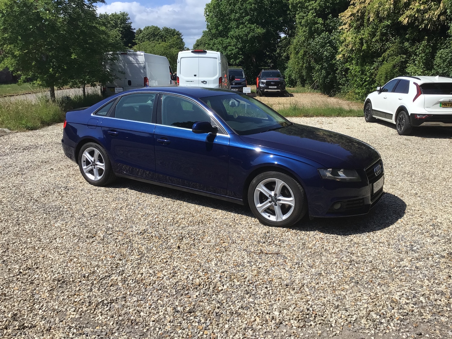 Used Audi A4 2014 for sale - 76514349: Photo 2