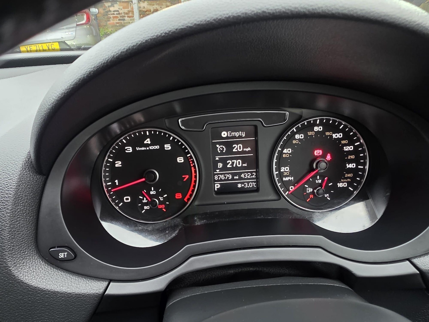 Used Audi Q3 2015 for sale - 77550220: Photo 31