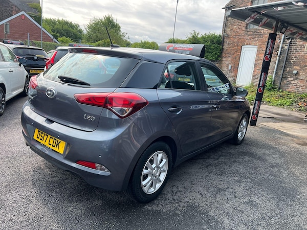 Used Hyundai i20 2017 for sale - 74849327: Photo 14