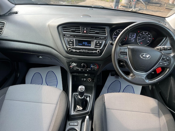 Used Hyundai i20 2017 for sale - 74849327: Photo 19