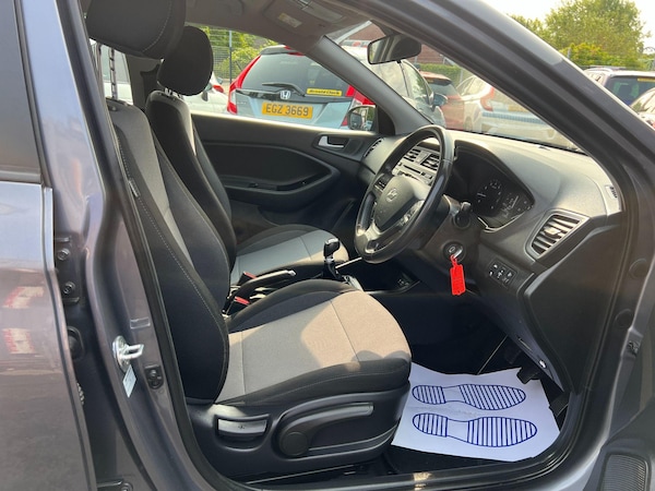 Used Hyundai i20 2017 for sale - 74849327: Photo 21