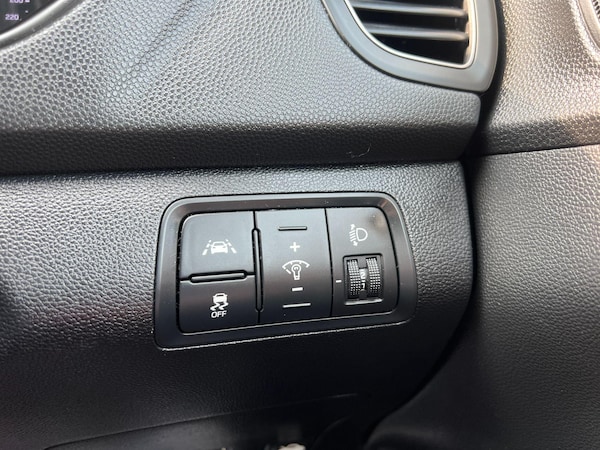 Used Hyundai i20 2017 for sale - 74849327: Photo 27