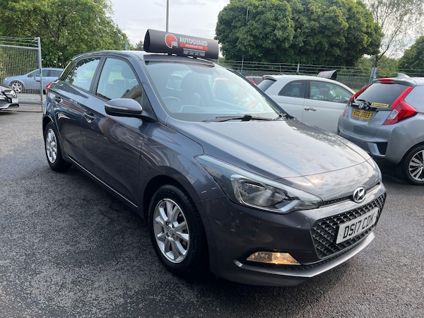Used Hyundai i20 2017 for sale - 74849327: Photo 2