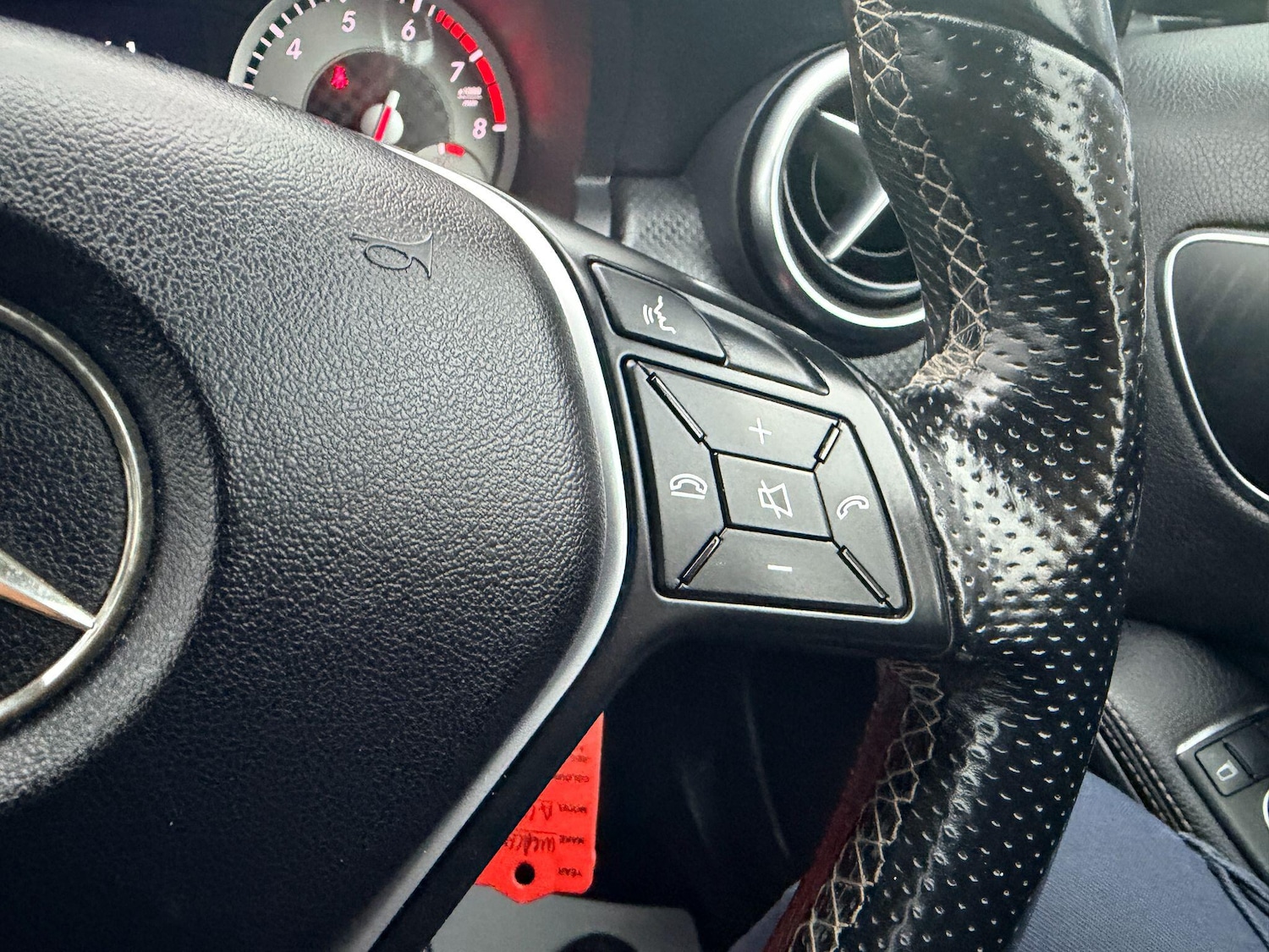 Used Mercedes-Benz A-Class 2013 for sale - 77291371: Photo 21