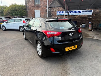 Used Hyundai i30 2012 for sale - 79576840: Photo