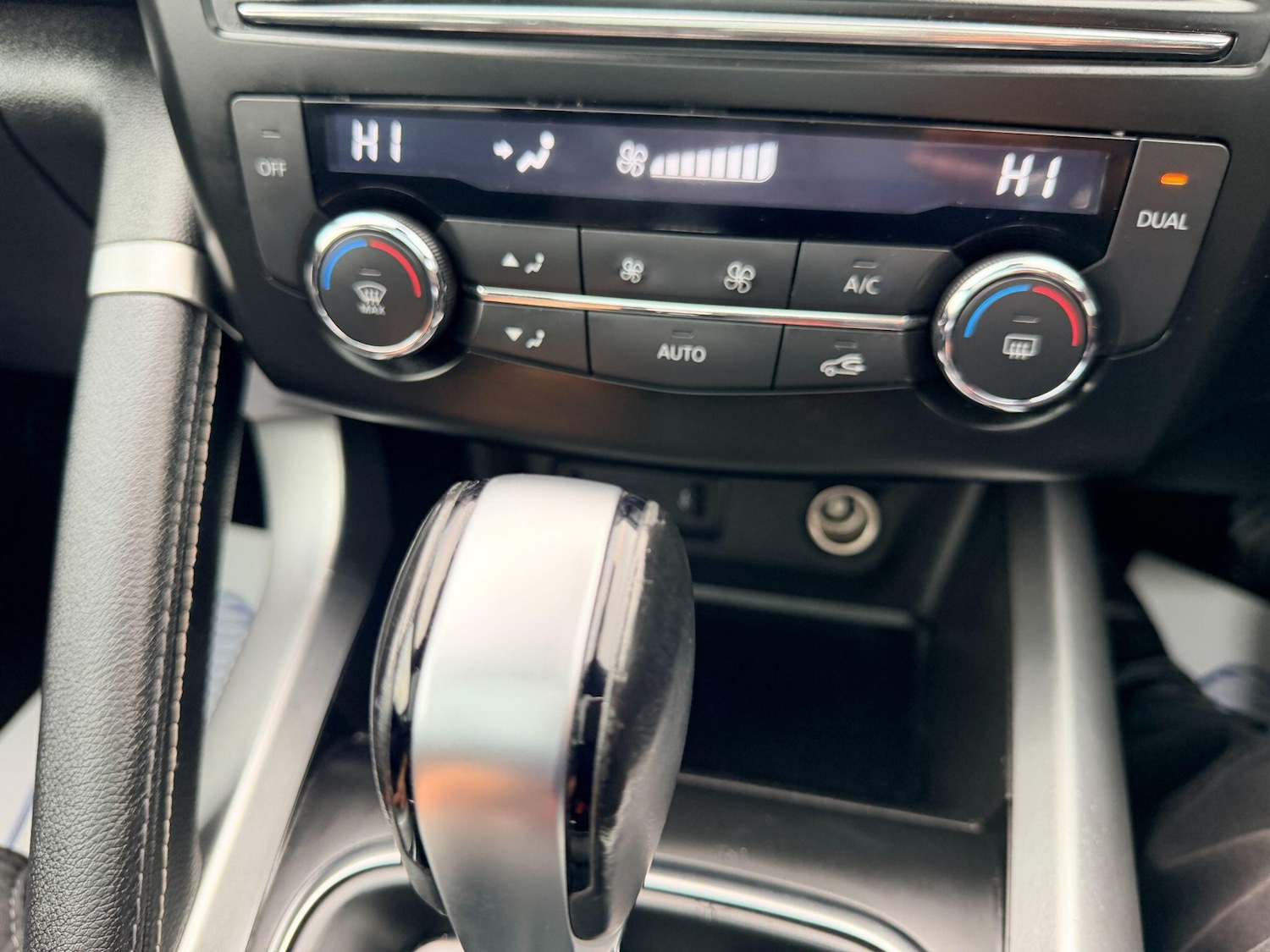 Used Renault Kadjar for sale - 76521986: Photo 27