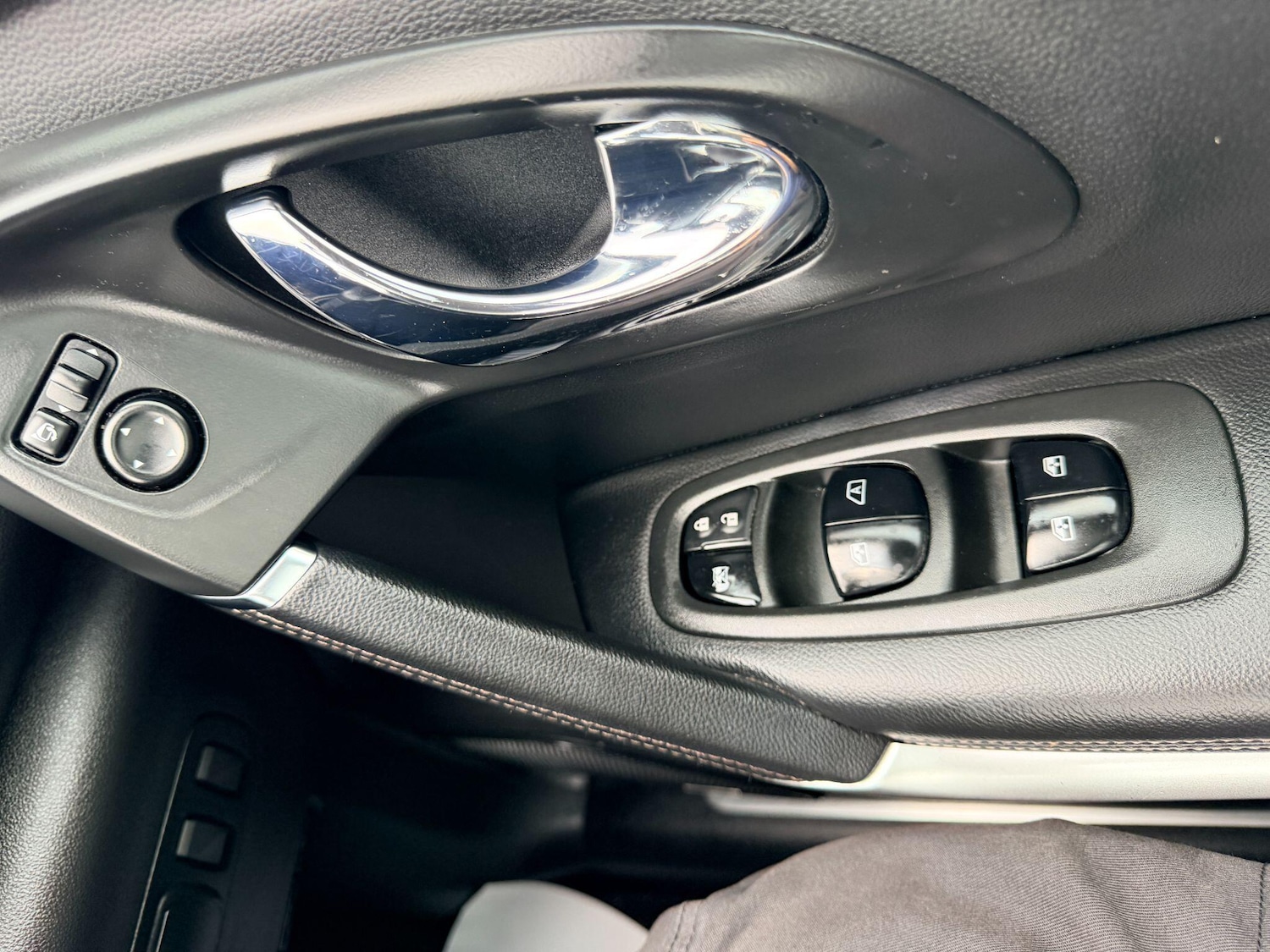 Used Renault Kadjar for sale - 76521986: Photo 34