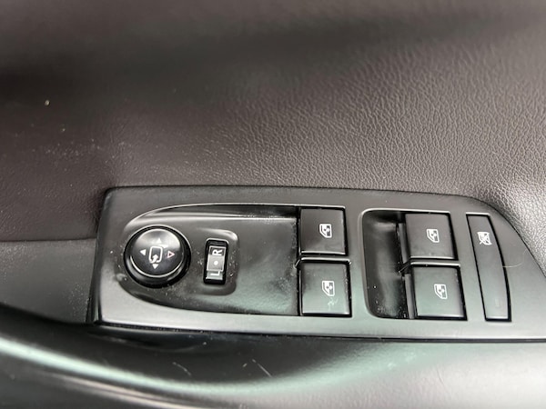 Used Vauxhall Astra 2017 for sale - 76201121: Photo 29