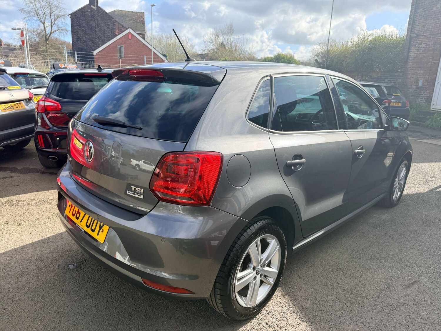 Used Volkswagen Polo 2017 for sale - 77838853: Photo 12