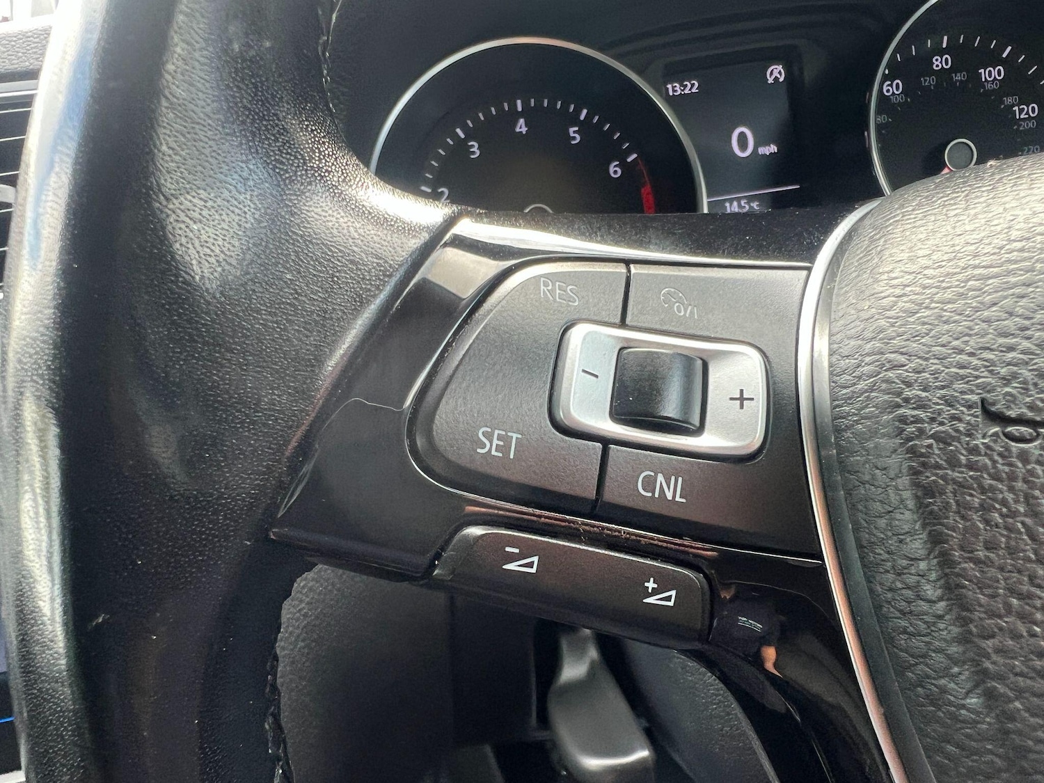Used Volkswagen Polo 2017 for sale - 76121966: Photo 30