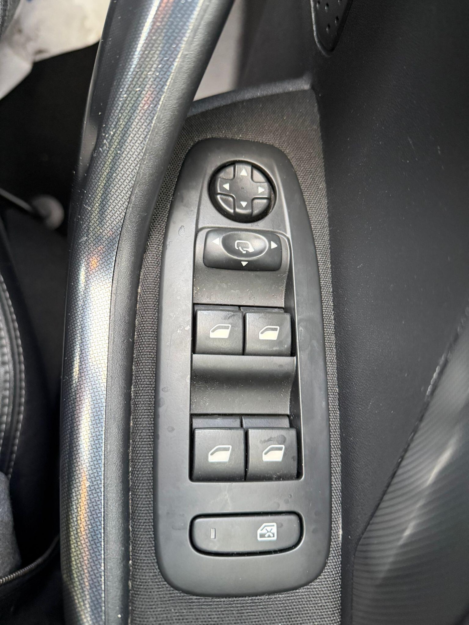 Used Peugeot 2008 2016 for sale - 77016773: Photo 14