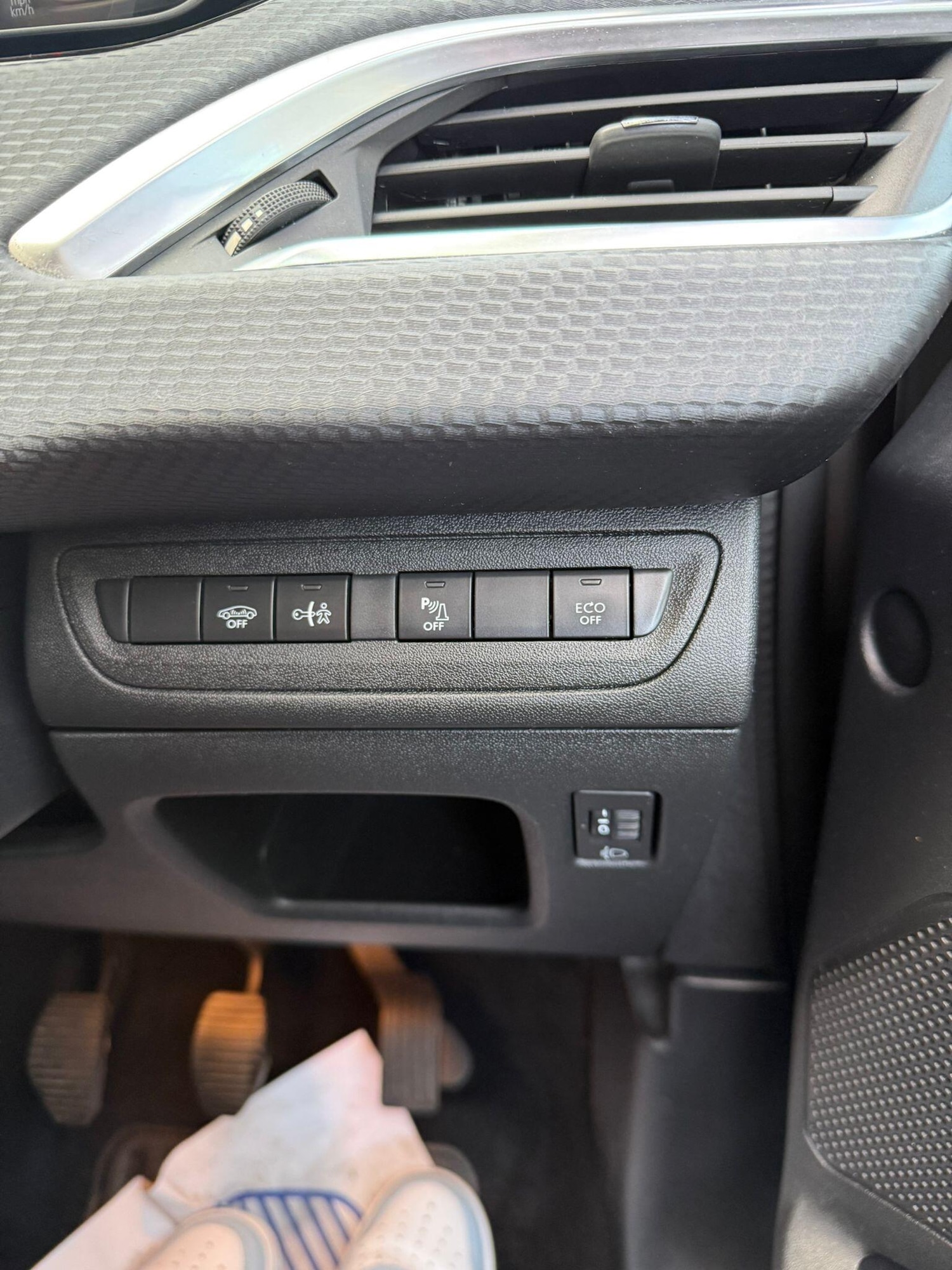 Used Peugeot 2008 2016 for sale - 77016773: Photo 15