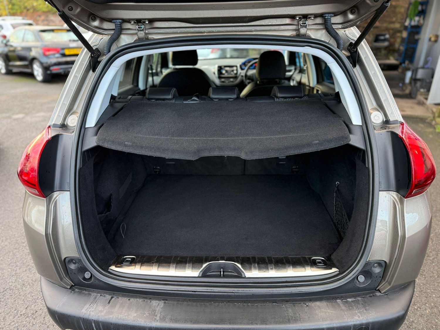 Used Peugeot 2008 2016 for sale - 77016773: Photo 23