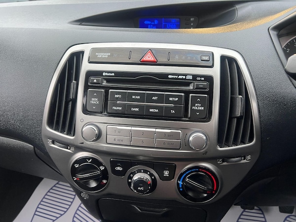 Used Hyundai i20 2013 for sale - 76307653: Photo 22