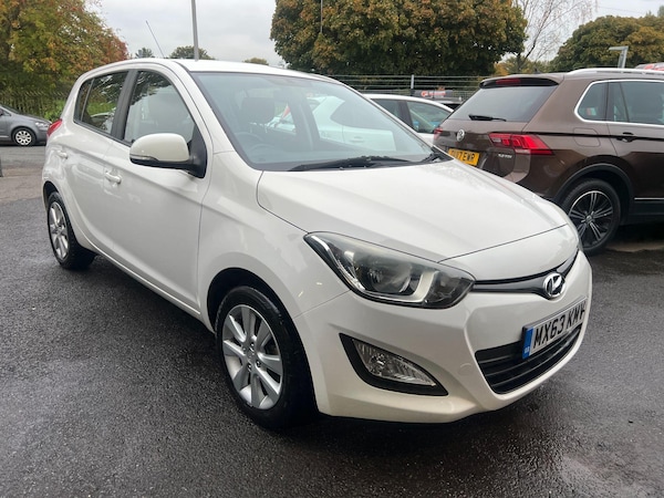 Used Hyundai i20 2013 for sale - 76307653: Photo 3