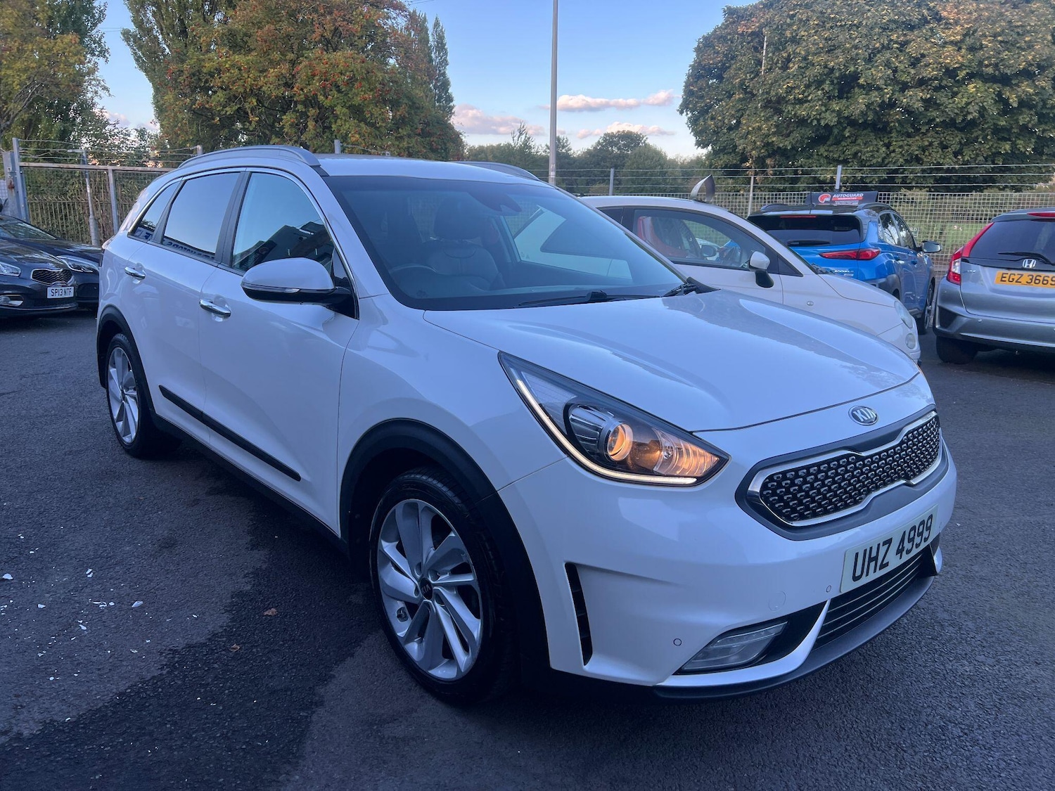 Used Kia Niro 2016 for sale - 76993432: Photo 2