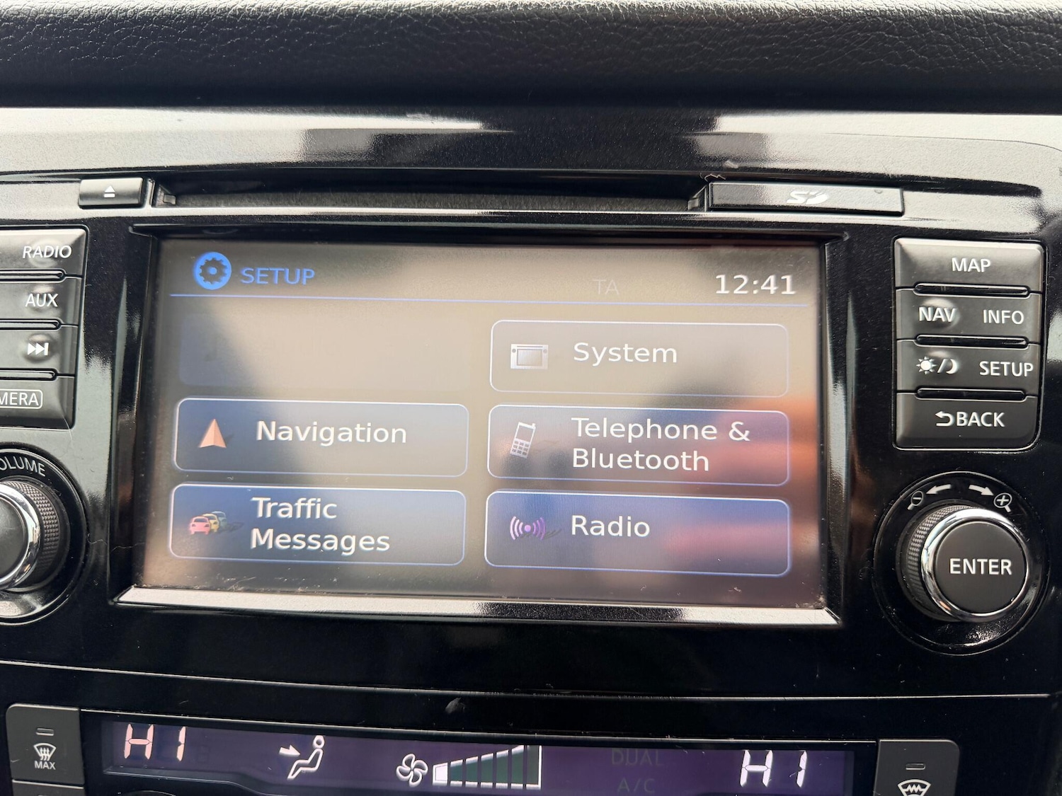 Used Nissan Qashqai 2015 for sale - 76633638: Photo 24