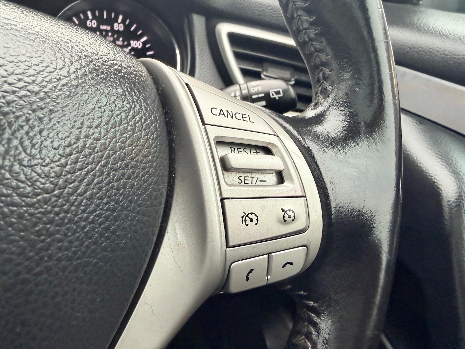 Used Nissan Qashqai 2015 for sale - 76633638: Photo 27