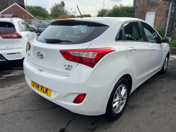 Used Hyundai i30 2014 for sale - 76122717: Photo 16