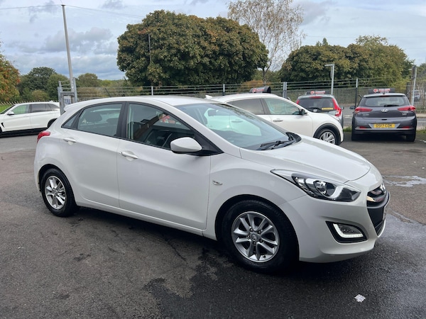 Used Hyundai i30 2014 for sale - 76122717: Photo 17