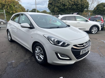 Used Hyundai i30 2014 for sale - 76122717: Photo 2