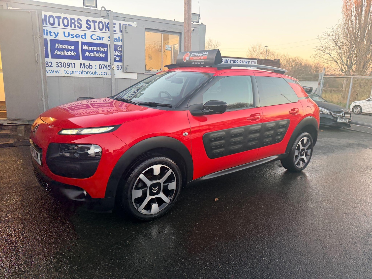 Used Citroen C4 Cactus 2018 for sale - 76701177: Photo 11
