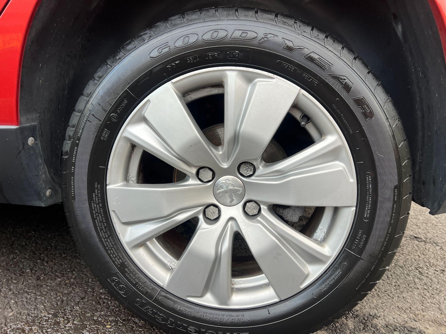 Used Peugeot 2008 2016 for sale - 76137021: Photo 30