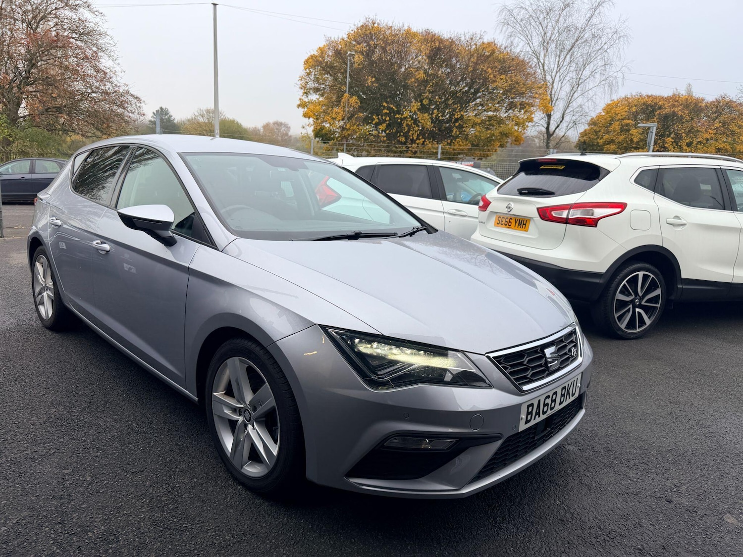Used SEAT Leon for sale - 76512635: Photo 2