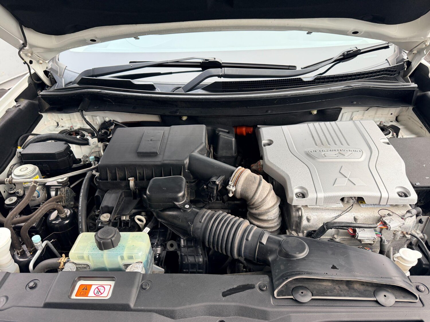 Used Mitsubishi Outlander 2017 for sale - 76898562: Photo 26