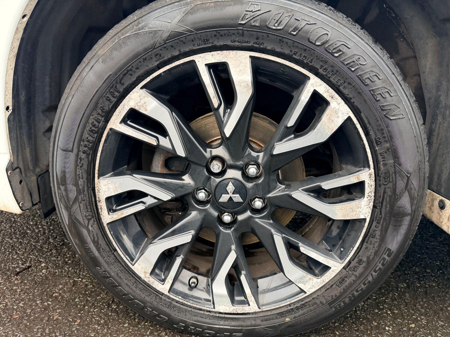 Used Mitsubishi Outlander 2017 for sale - 76898562: Photo 30