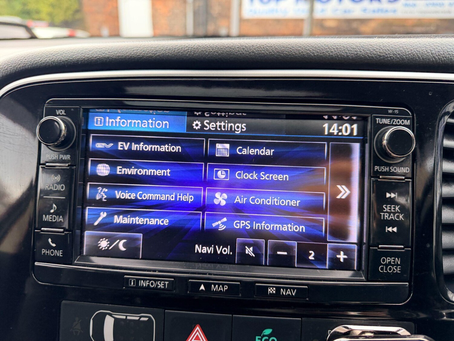 Used Mitsubishi Outlander 2017 for sale - 76898562: Photo 32