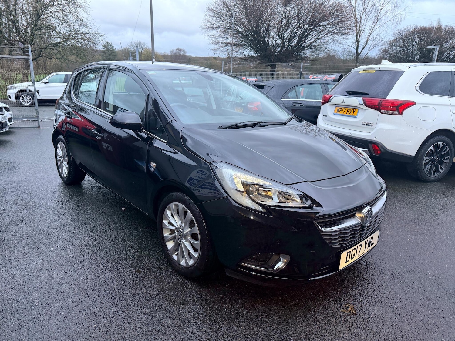 Used Vauxhall Corsa 2017 for sale - 76886612: Photo 1
