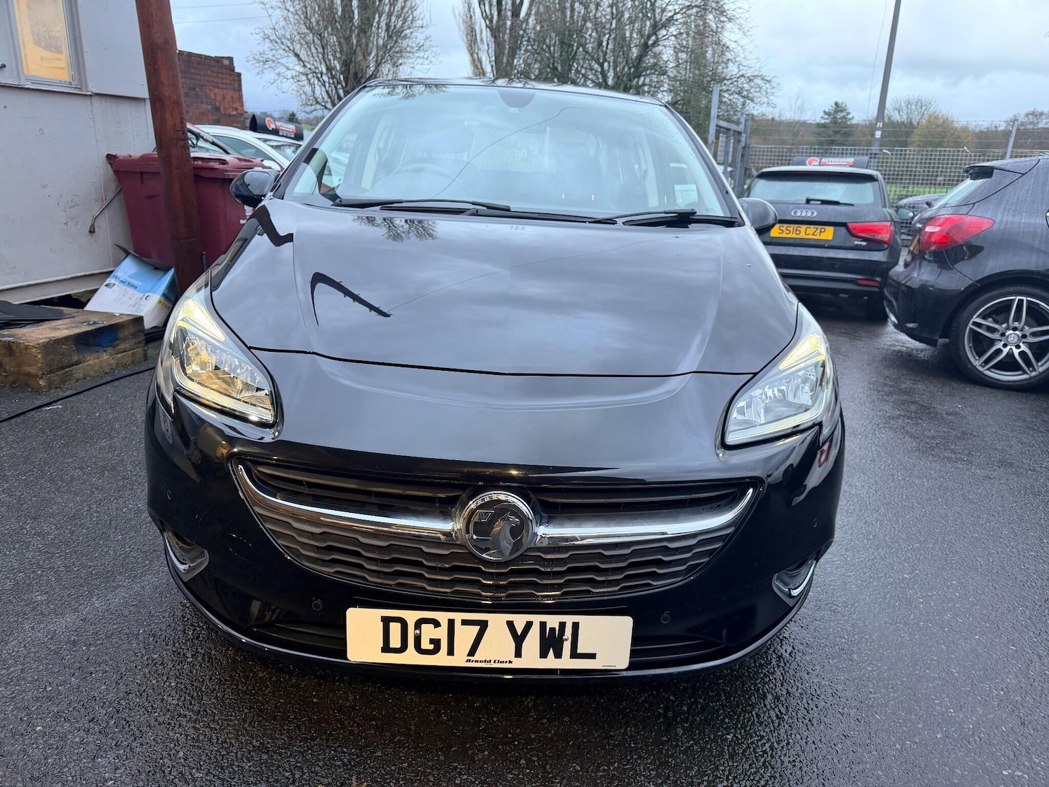Used Vauxhall Corsa 2017 for sale - 76886612: Photo 2