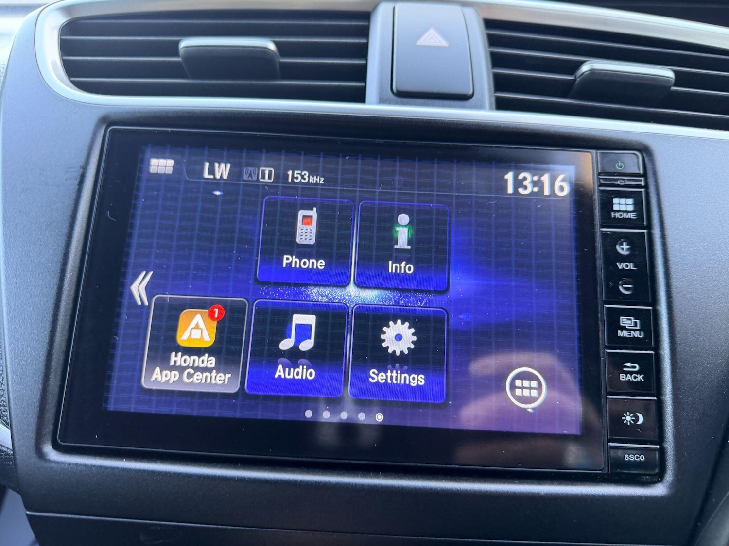 Used Honda Civic 2016 for sale - 77238305: Photo 28