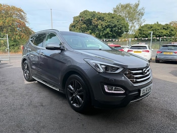 Used Hyundai Santa Fe 2015 for sale - 79471444: Photo